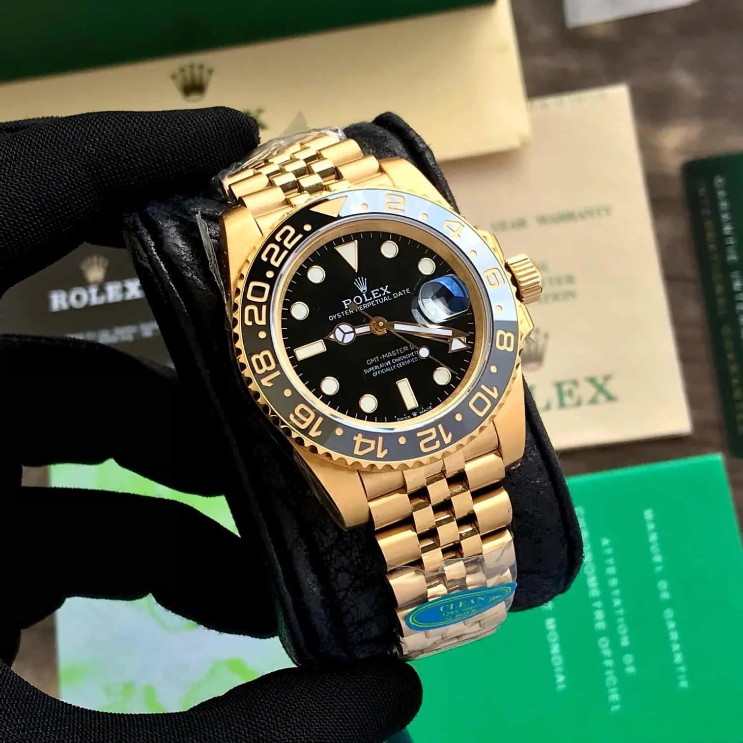 Rolex GMT-Master II Oyster, 40 mm, yellow gold