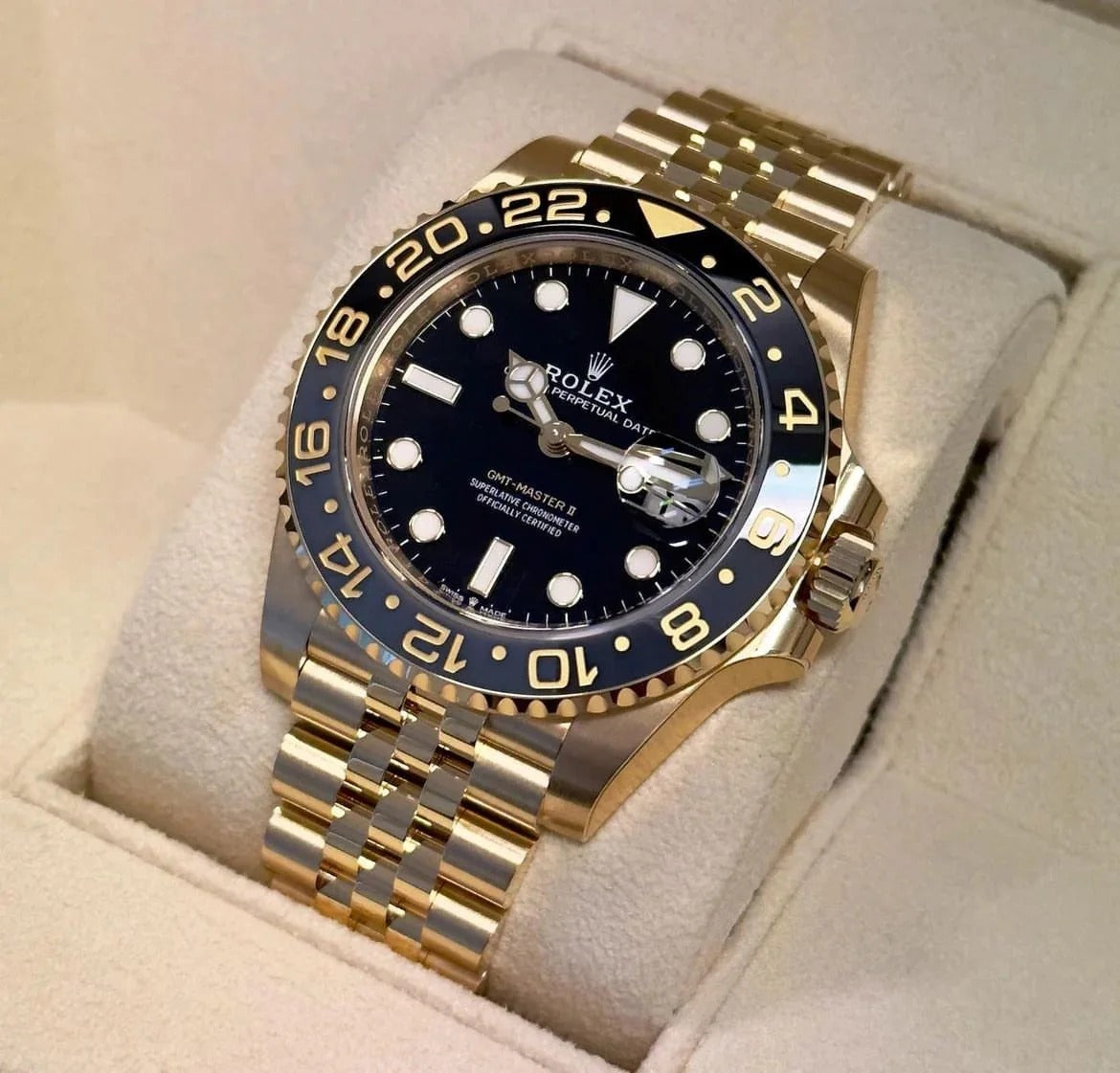 Rolex GMT-Master II Oyster, 40 mm, yellow gold