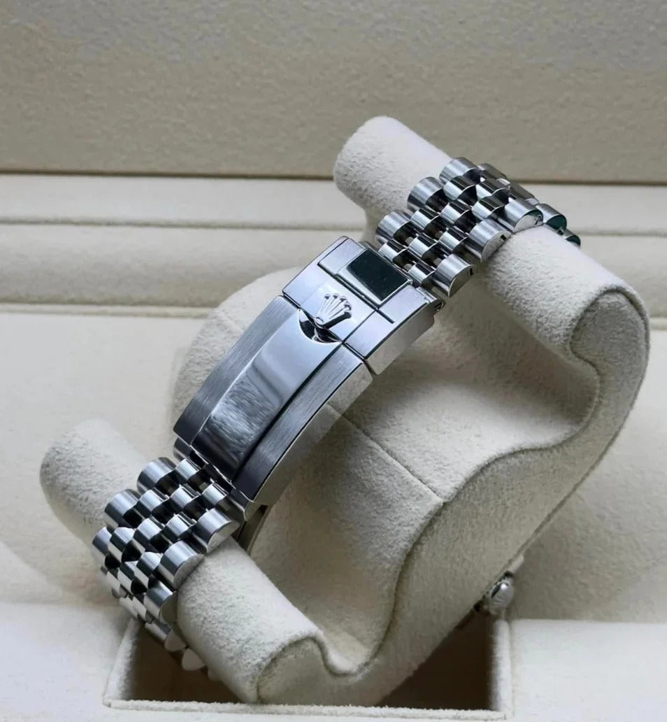 Rolex GMT-Master II “Pepsi” Jubilee Bracelet